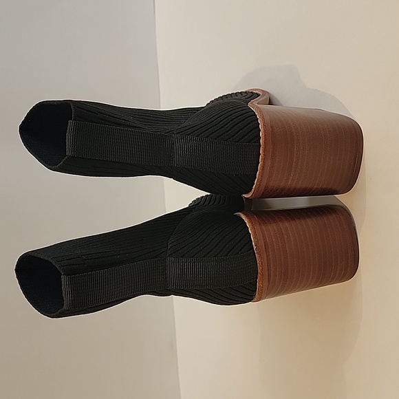 Steven Madden  Knit Booties Black Sz:6 - Picture 7 of 12